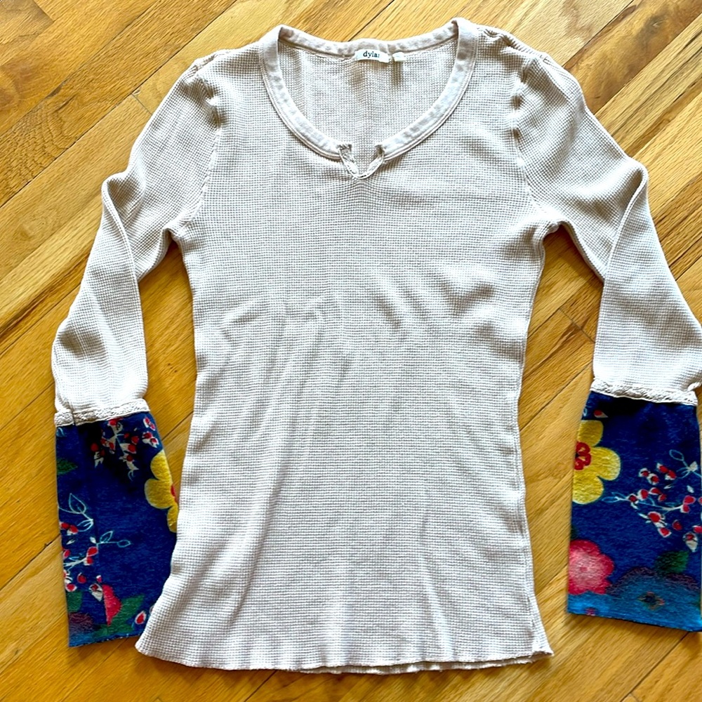 DYLAN long sleeved t shirt